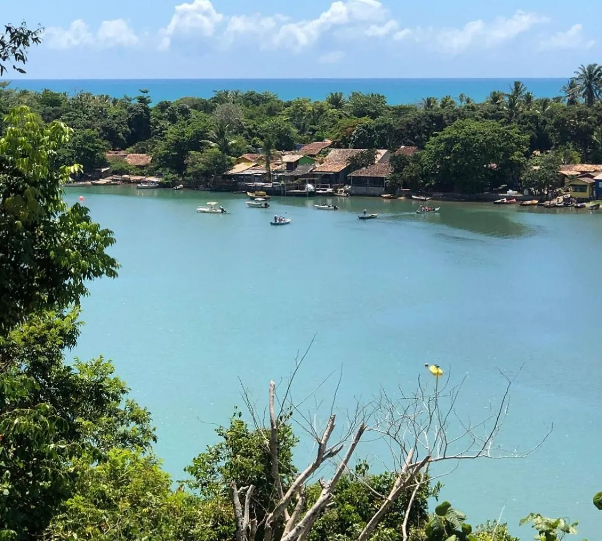 Sonho Em Caraiva, Praia Com Rio, Vista Da Vila E Mar Porto Seguro Brasile
